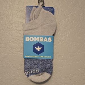 Bombas Low-Cut Athletic Socks in Light Gray & Blue